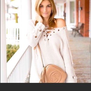 3/$40 💖Tie up white sweater dress